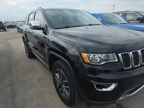 Used 2019 Jeep Grand Cherokee Limited RWD image 2