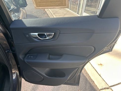 Certified 2025 Volvo XC60 B5 Plus image 12