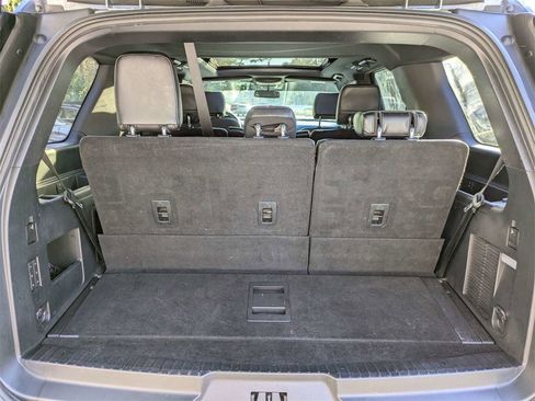 Used 2020 Ford Expedition XLT w/ Equipment Group 202A image 13