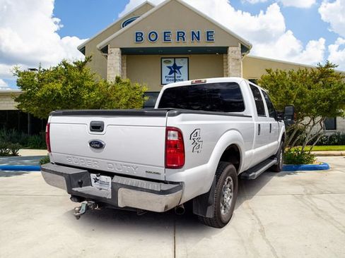 Used 2016 Ford F250 XL w/ Power Equipment Group AWD/4WD image 5