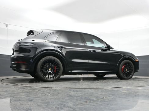 Used 2023 Porsche Cayenne GTS AWD/4WD image 45