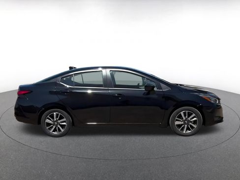 Used 2025 Nissan Versa SV image 16