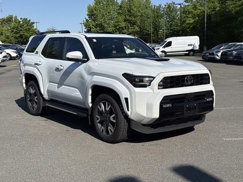 Used 2025 Toyota 4Runner TRD Sport Premium AWD/4WD image 1