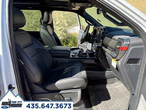 Used 2025 Ford F150 Raptor AWD/4WD image 35