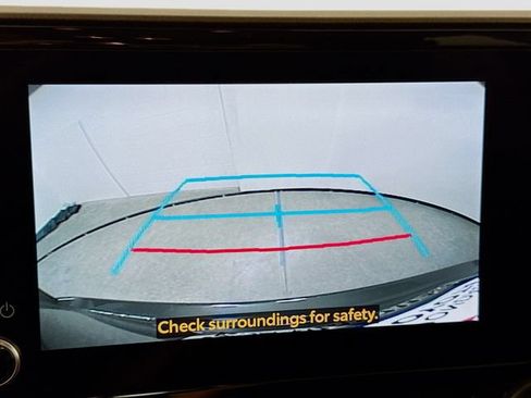 Certified 2025 Toyota Highlander XLE FWD image 15