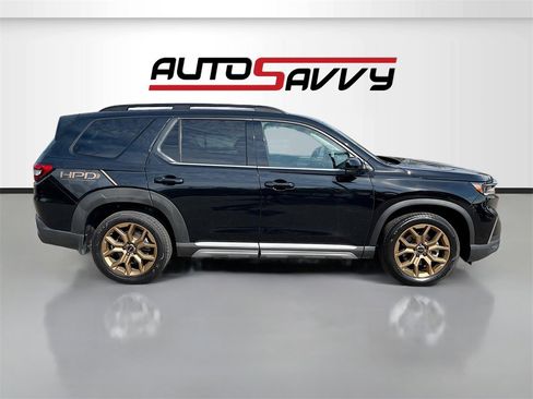 Used 2023 Honda Pilot Elite image 8