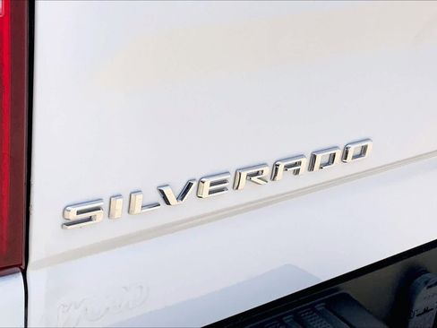 Used 2020 Chevrolet Silverado 1500 LT w/ Texas Edition AWD/4WD image 31