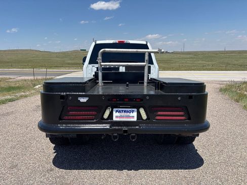 Used 2018 Ford F350 XLT AWD/4WD image 4