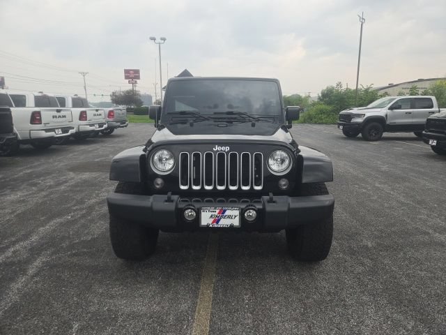 Used 2018 Jeep Wrangler Unlimited Sahara AWD/4WD image 3