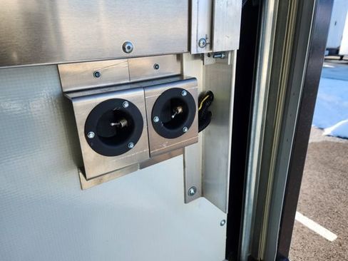 New 2026 Chevrolet Express 4500 4500 Series w/ Power Convenience Package image 21