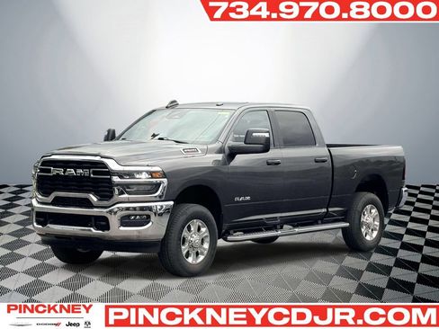 Used 2025 RAM 2500 Big Horn AWD/4WD image 1