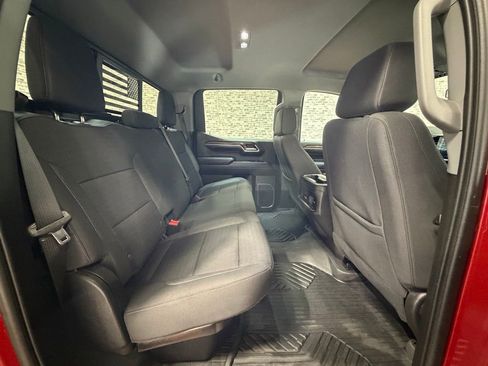 Used 2024 Chevrolet Silverado 1500 LT Trail Boss w/ Convenience Package II AWD/4WD image 11