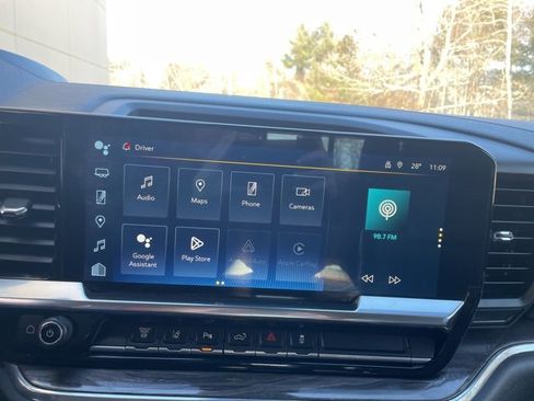 Used 2024 Chevrolet Silverado 2500 LTZ w/ LTZ Premium Package image 26