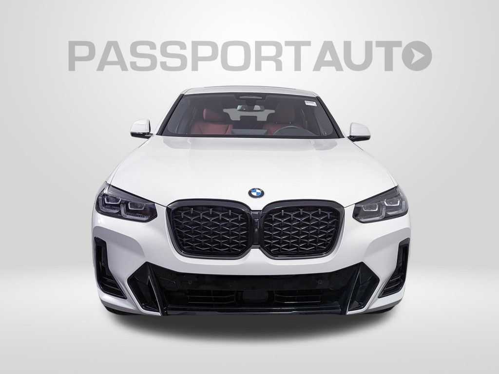 Used 2024 BMW X4 xDrive30i w/ Premium Package AWD/4WD image 12