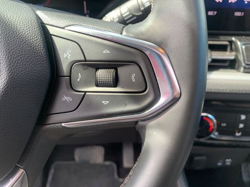 Used 2024 Chevrolet TrailBlazer LT w/ LT Cold Weather Package image 10