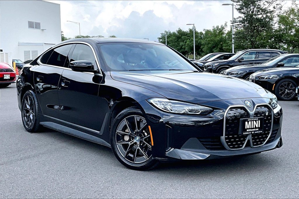 Used 2024 BMW i4 eDrive35 w/ Convenience Package RWD image 32