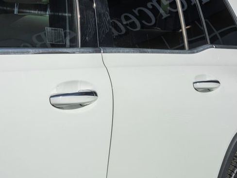 Used 2022 Mercedes-Benz GLB 250 4MATIC image 17