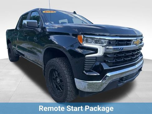 Used 2025 Chevrolet Silverado 1500 LT AWD/4WD image 10