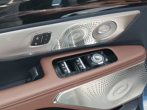 New 2026 Lincoln Nautilus Reserve AWD/4WD image 10