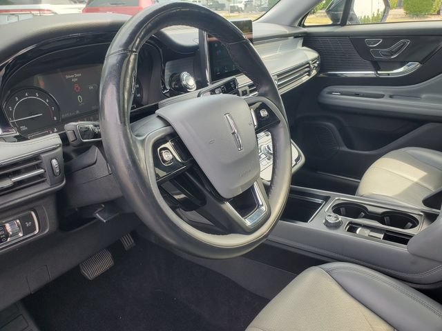 Used 2022 Lincoln Corsair AWD w/ Premium Package image 12