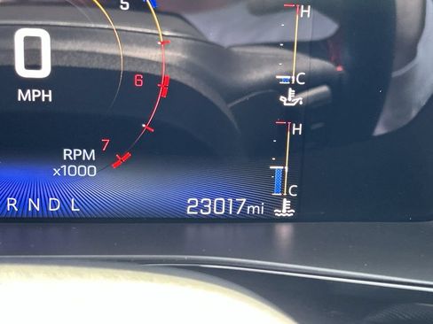 Used 2023 Chevrolet Colorado Z71 w/ Z71 Convenience Package 2 AWD/4WD image 35