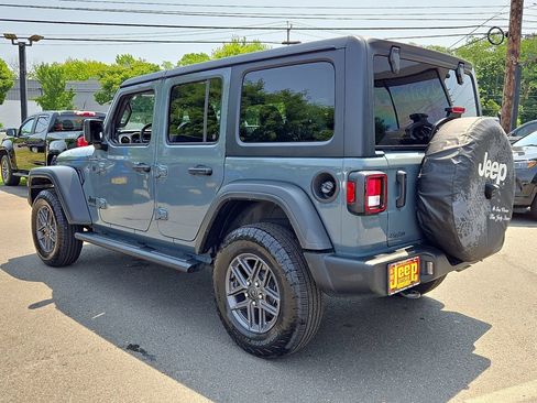 Certified 2025 Jeep Wrangler Unlimited Sport AWD/4WD image 4
