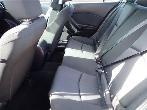 Used 2015 MAZDA MAZDA3 i Sport image 8