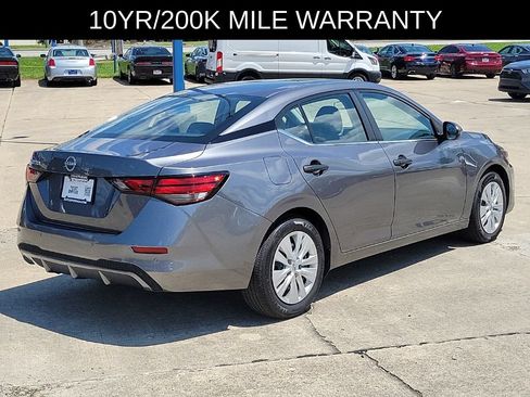 Used 2025 Nissan Sentra S FWD image 4