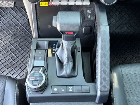 Used 2025 Toyota 4Runner TRD Off-Road Premium w/ Tow Technology Package AWD/4WD image 26