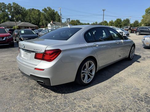 Used 2015 BMW 750Li RWD image 13