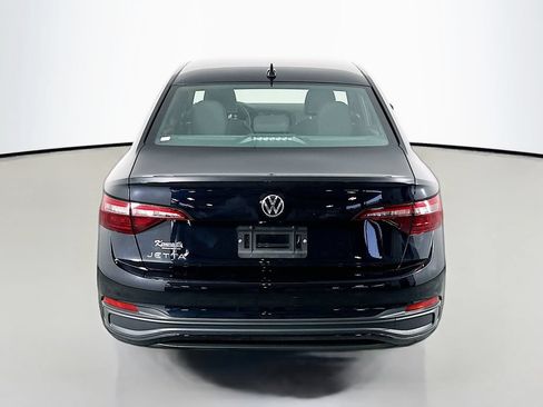 Used 2023 Volkswagen Jetta Sport FWD image 6