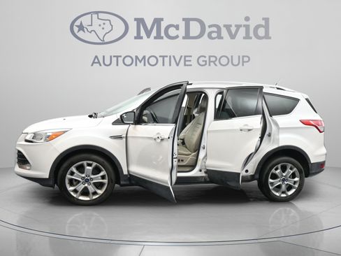 Used 2016 Ford Escape Titanium FWD image 41