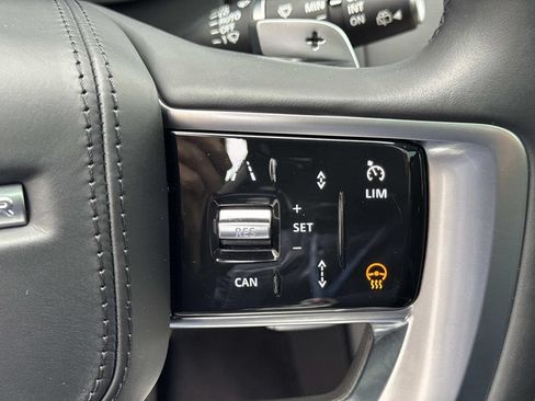Certified 2023 Land Rover Range Rover SV AWD/4WD image 30