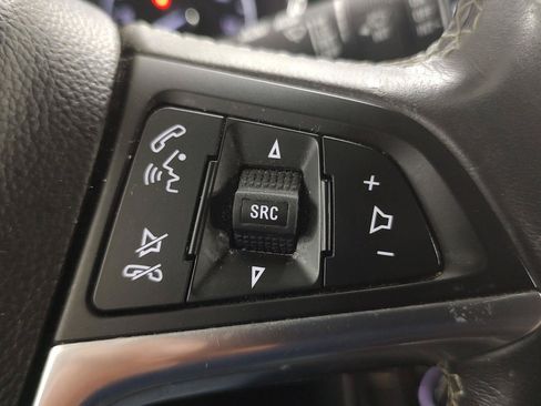 Used 2020 Buick Encore Preferred AWD/4WD image 16