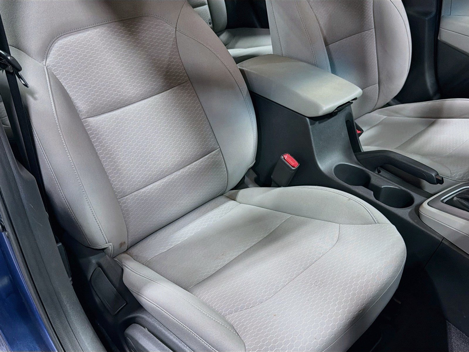 Used 2020 Hyundai Elantra SE FWD image 14