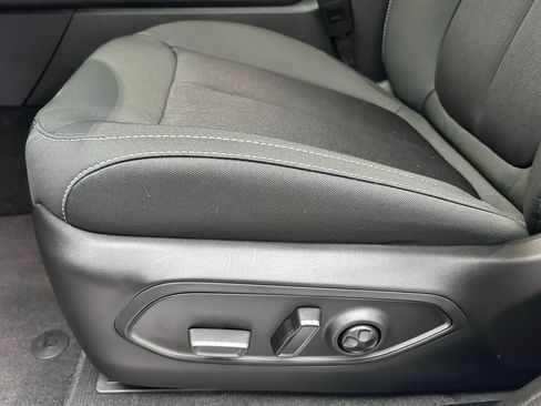 New 2025 Jeep Grand Cherokee Laredo w/ Trailer Tow Package image 16