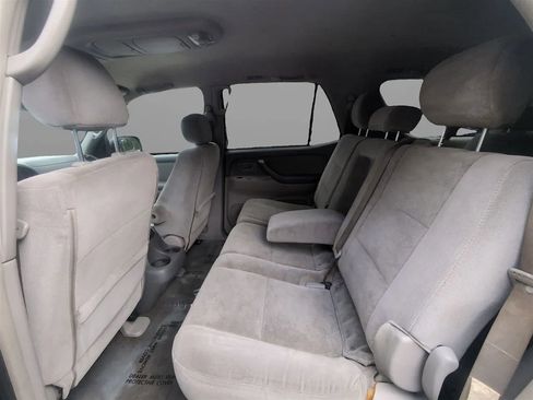Used 2006 Toyota Sequoia SR5 image 10