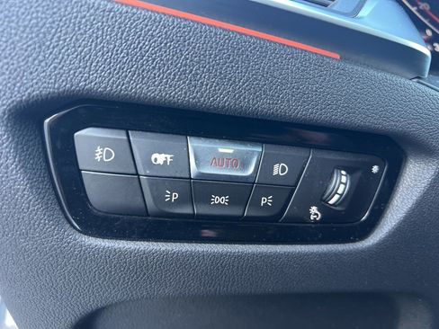 Used 2023 BMW 430i Coupe w/ M Sport Package image 18