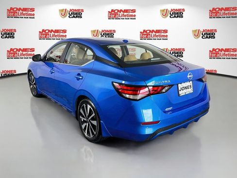 Used 2024 Nissan Sentra SV w/ SV Premium Package FWD image 2