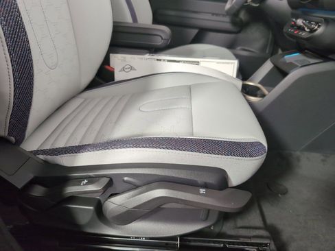 Certified 2025 MINI Cooper Countryman SE AWD/4WD image 30