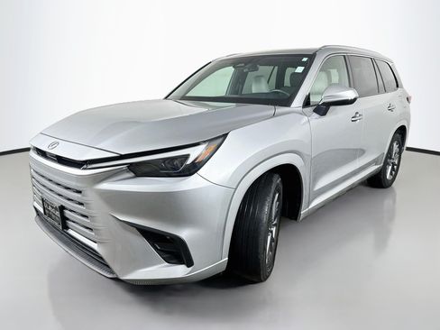 Used 2024 Lexus TX 350 AWD w/ Cold Weather Package image 3