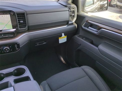 New 2026 Chevrolet Silverado 1500 LT image 17