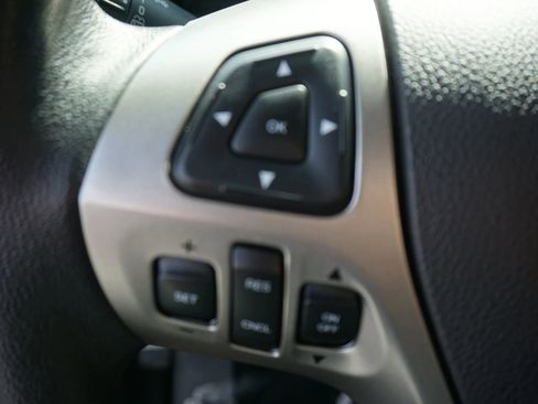 Used 2019 Ford Flex SEL image 21