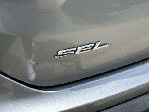 Used 2022 Ford Edge SEL AWD/4WD image 8