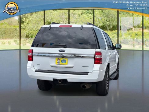 Used 2017 Ford Expedition XLT RWD image 4
