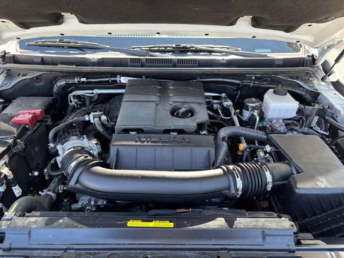 Used 2026 Nissan Frontier PRO-4X AWD/4WD image 31
