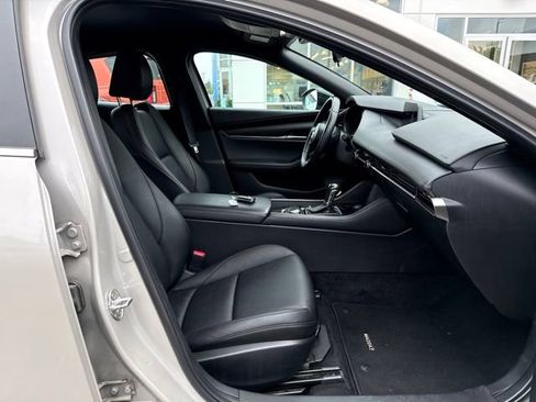 Used 2024 MAZDA MAZDA3 s FWD image 9