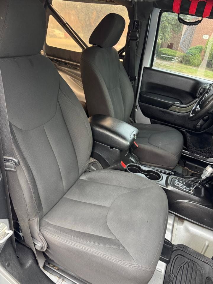 Used 2015 Jeep Wrangler Sport AWD/4WD image 15