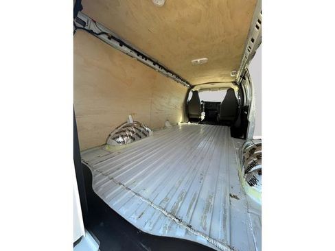 Used 2019 Chevrolet Express 3500 Extended RWD image 16