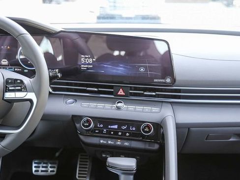 New 2025 Hyundai Elantra SEL FWD image 14